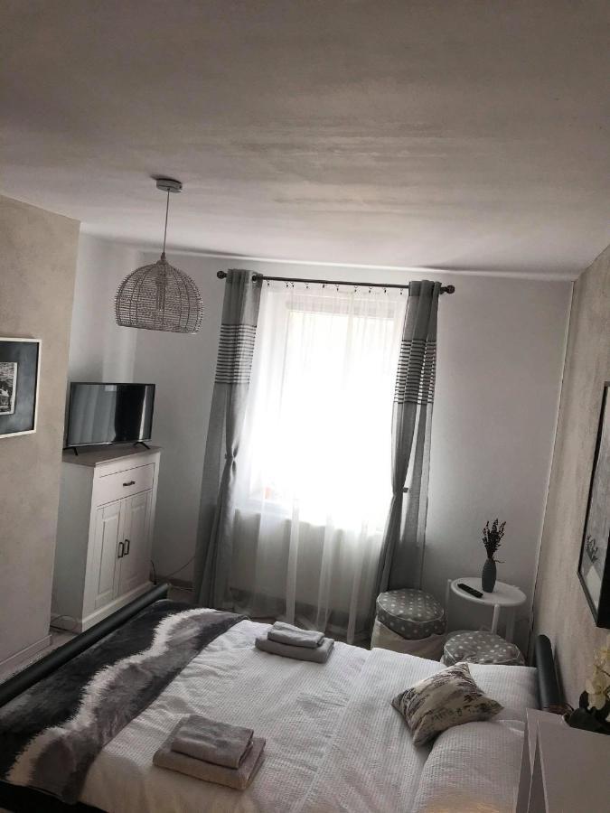 Mcm Studio Apartment ซีบิว ภายนอก รูปภาพ