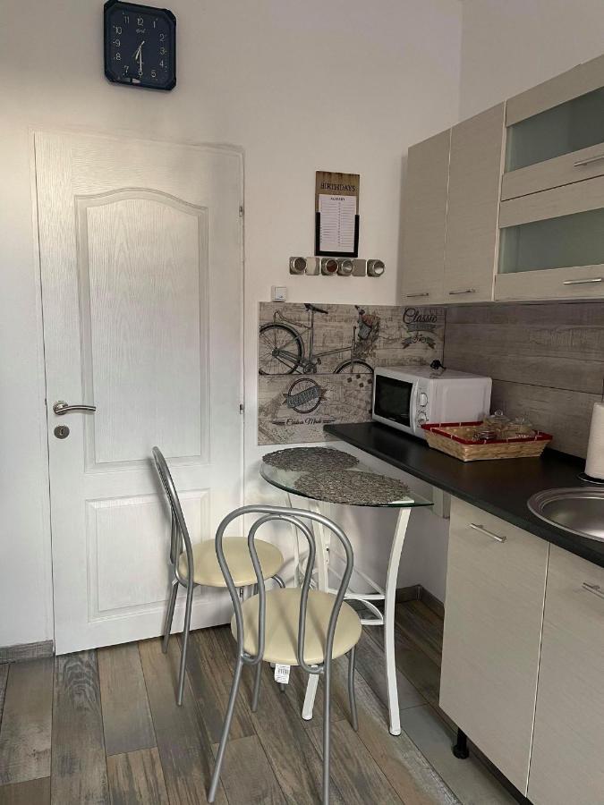 Mcm Studio Apartment ซีบิว ภายนอก รูปภาพ